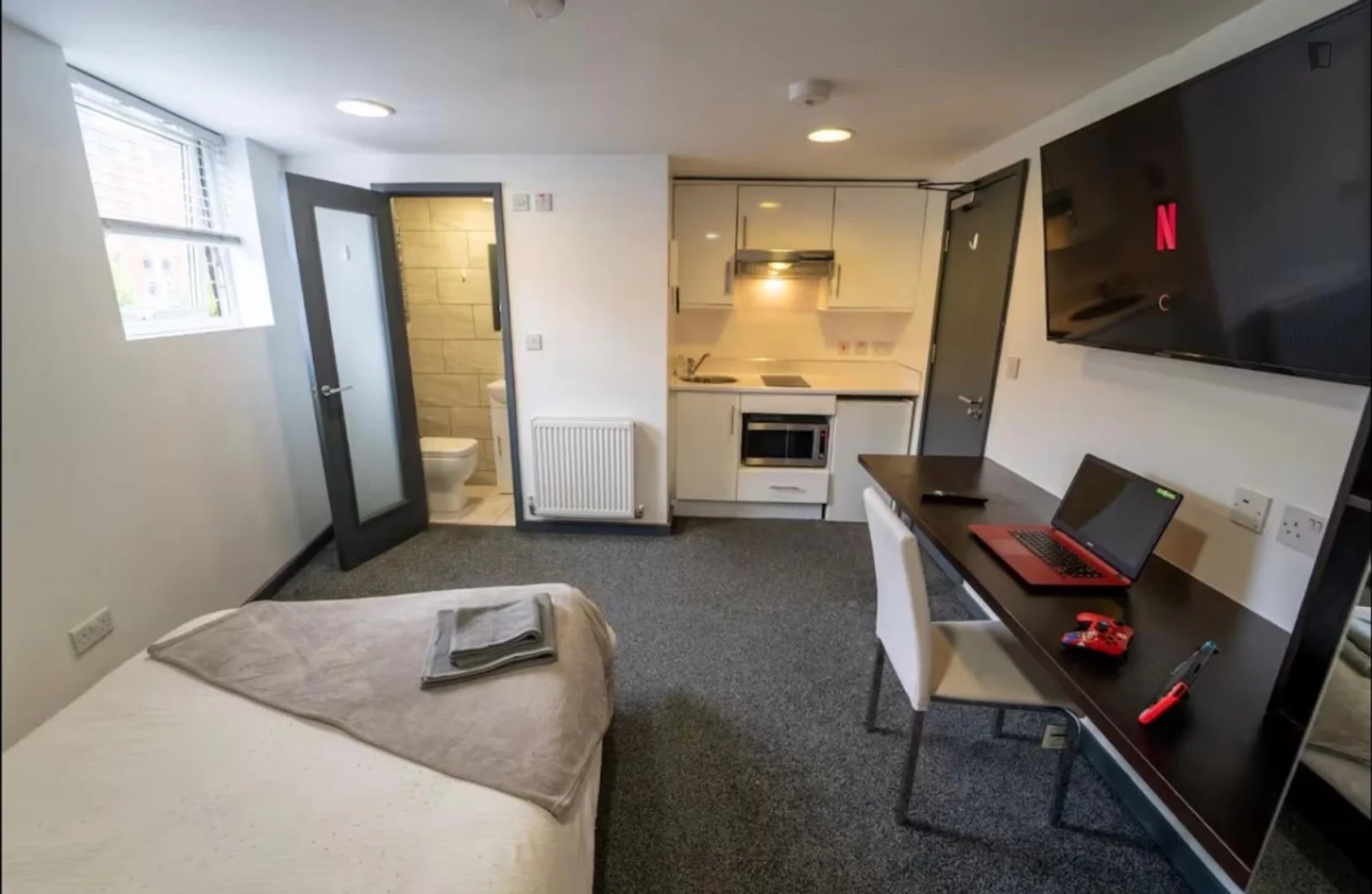 Voll ausgestattete Studiowohnung für Studenten in 