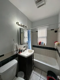 Gesamte Unterkunft im Wohnheim in der 435, Walnut Ave., Unit 10, Roxbury, Boston, MA, 02119, bild 16 von 18