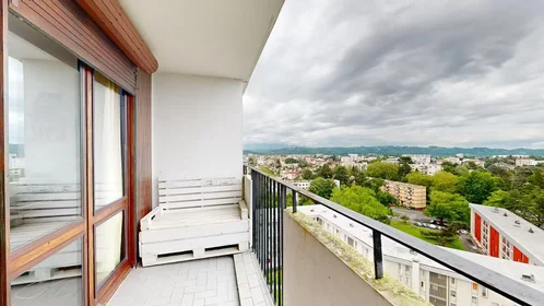 Private room at Boulevard Recteur Jean Sarrailh, Dufau-Tourasse-Saragosse, image 8 of 10