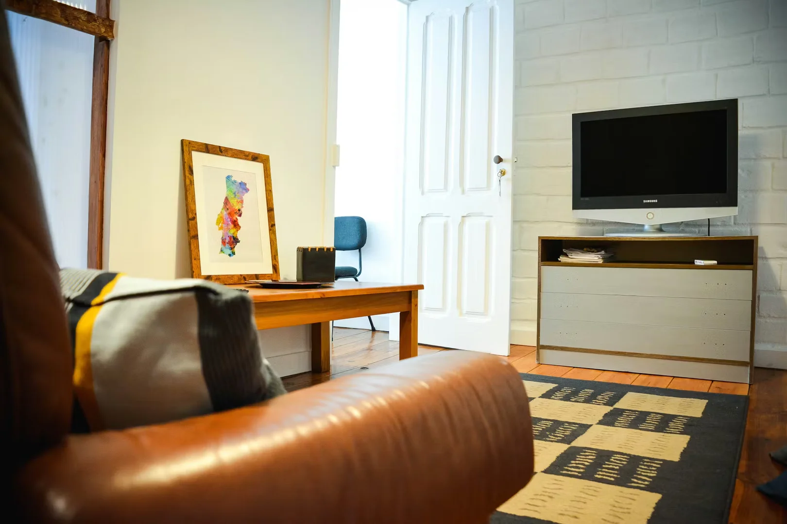 Bright and airy student room with easy university access in 