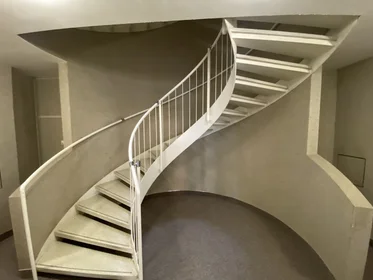 Apartamento inteiro em U Kříže 609/4, imagem 28 de 34