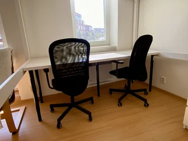 Apartamento inteiro em U Kříže 609/4, imagem 4 de 34
