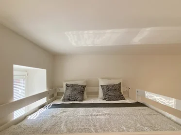 Apartamento inteiro em U Kříže 609/4, imagem 10 de 34