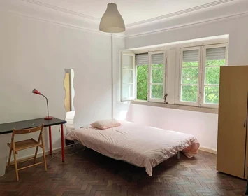 Privatzimmer in der R. Passos Manuel 55, 1150-260 Lisboa, Portogallo, bild 1 von 16