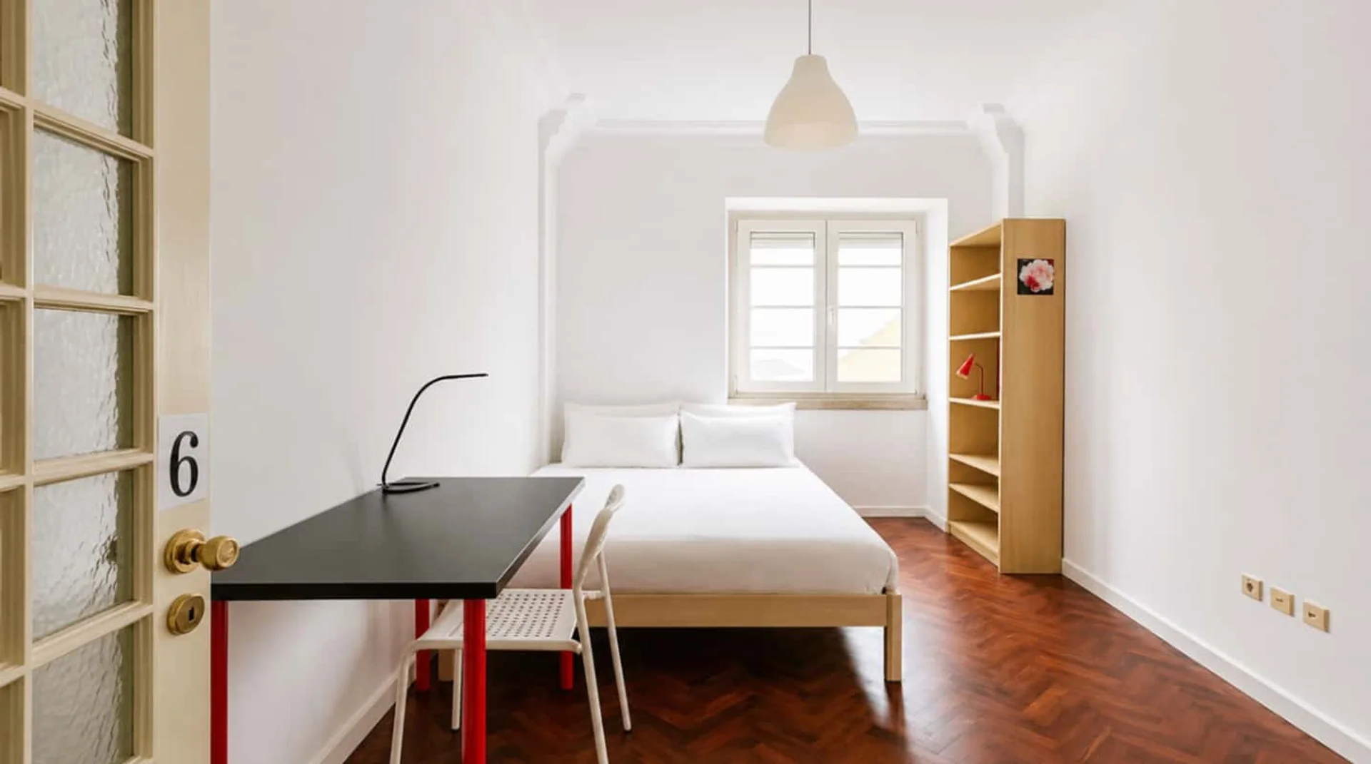 Komfortables und geräumiges Studentenzimmer in 
