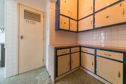 Private room at Travessa do Possolo 13, 1350-177 Lisboa, Portogallo, image 6 of 17