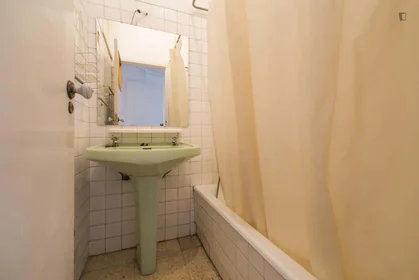 Private room at Travessa do Possolo 13, 1350-177 Lisboa, Portogallo, image 10 of 17