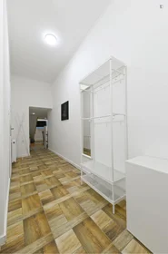 Całe miejsce Damjanich utca, obraz 13 14