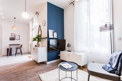 Private room at Choisy-le-roi, 94600, image 1 of 10