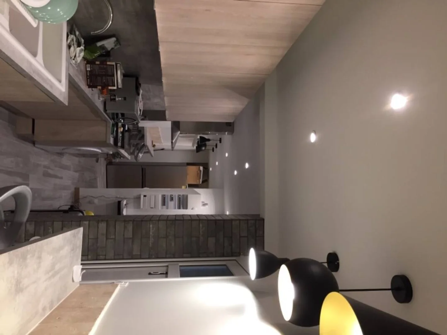 Economical student room with convenient location in 