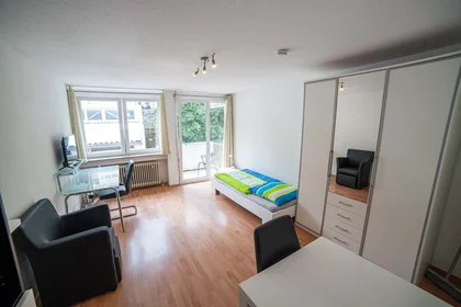 Private room at Olgastraße, 69, image 1 of 8