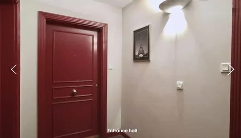 Evin tamamı konumu Avenue de Saint-Ouen, 8, 10 11 görüntüsü