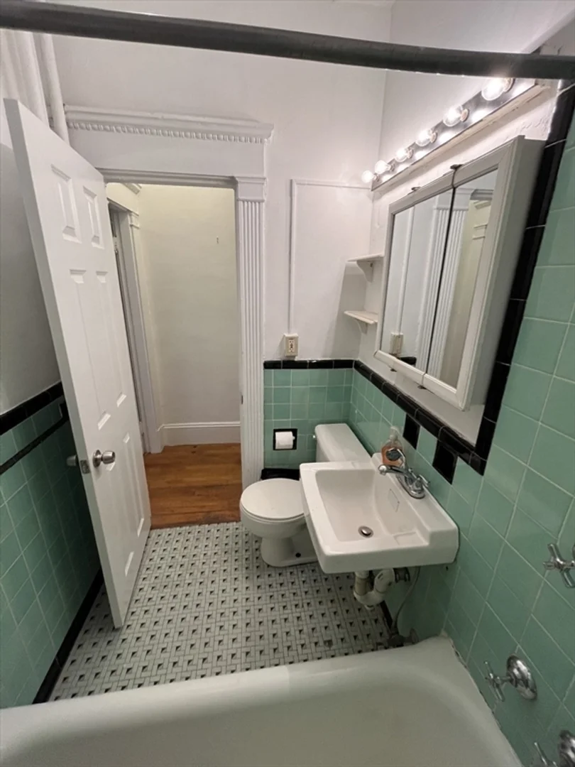 Minimalist student studio in  with efficient layout