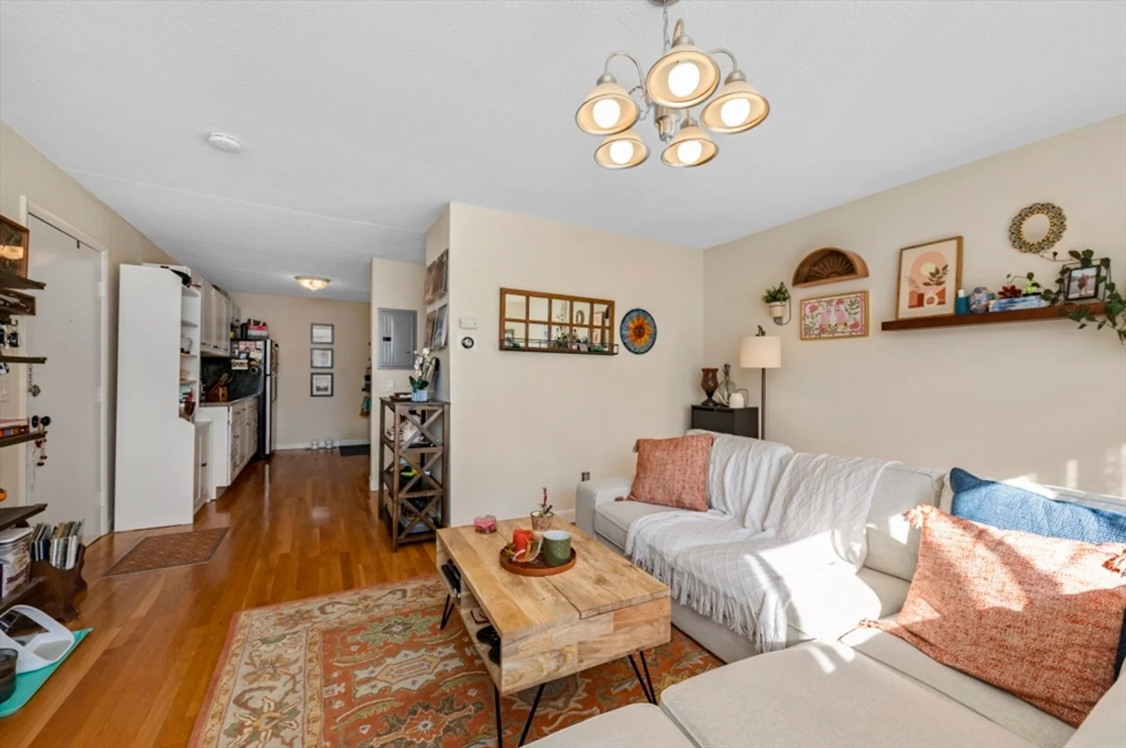 71, Oxford Ave., Unit 6, Cambridge, Cambridge, MA, 02138