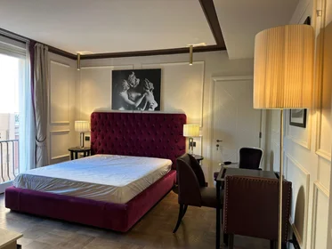 Monolocale in Via dei Brunelleschi, immagine 1 di 8