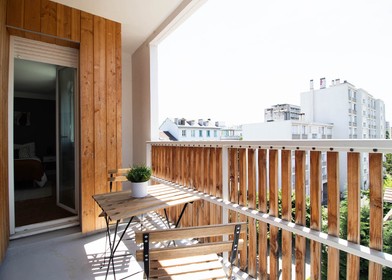 Renting rooms by the month in Grenoble