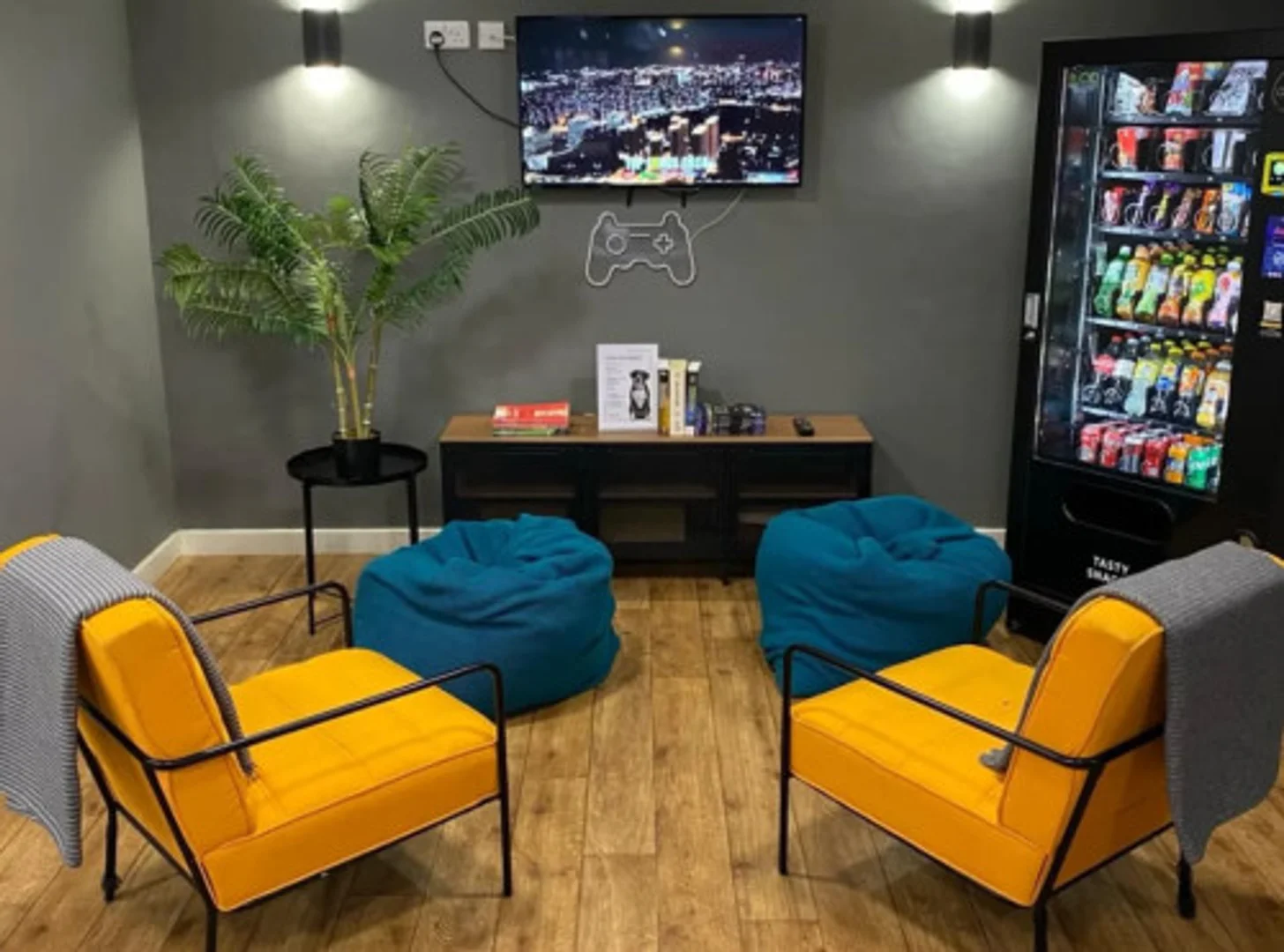 Habitación estudiantil económica con ubicación conveniente en 