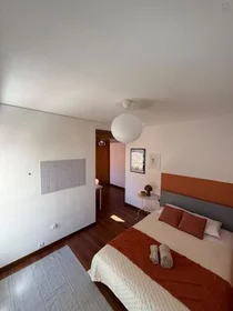 Habitación privada en Campo Pequeno - Avenida Óscar Monteiro Torres, 20, imagen 26 de 27