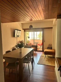 Habitación privada en Campo Pequeno - Avenida Óscar Monteiro Torres, 20, imagen 1 de 27