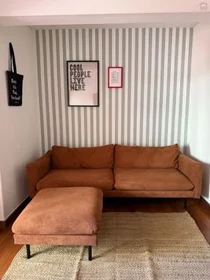 Habitación privada en Campo Pequeno - Avenida Óscar Monteiro Torres, 20, imagen 12 de 27