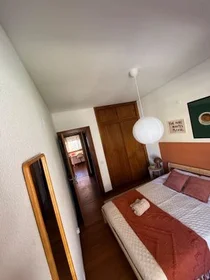 Habitación privada en Campo Pequeno - Avenida Óscar Monteiro Torres, 20, imagen 26 de 27