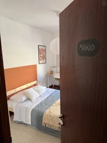 Habitación privada en Campo Pequeno - Avenida Óscar Monteiro Torres, 20, imagen 23 de 26