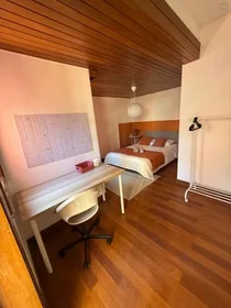 Habitación privada en Campo Pequeno - Avenida Óscar Monteiro Torres, 20, imagen 27 de 28