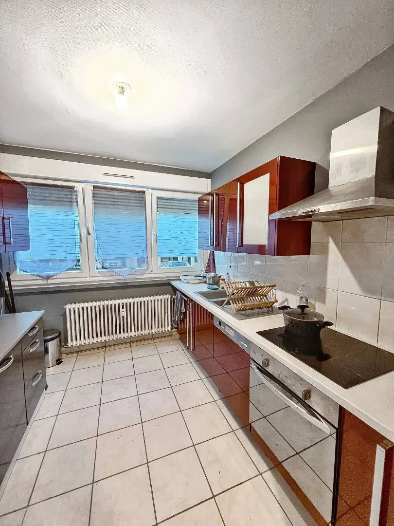 Habitación estudiantil económica con ubicación conveniente en 