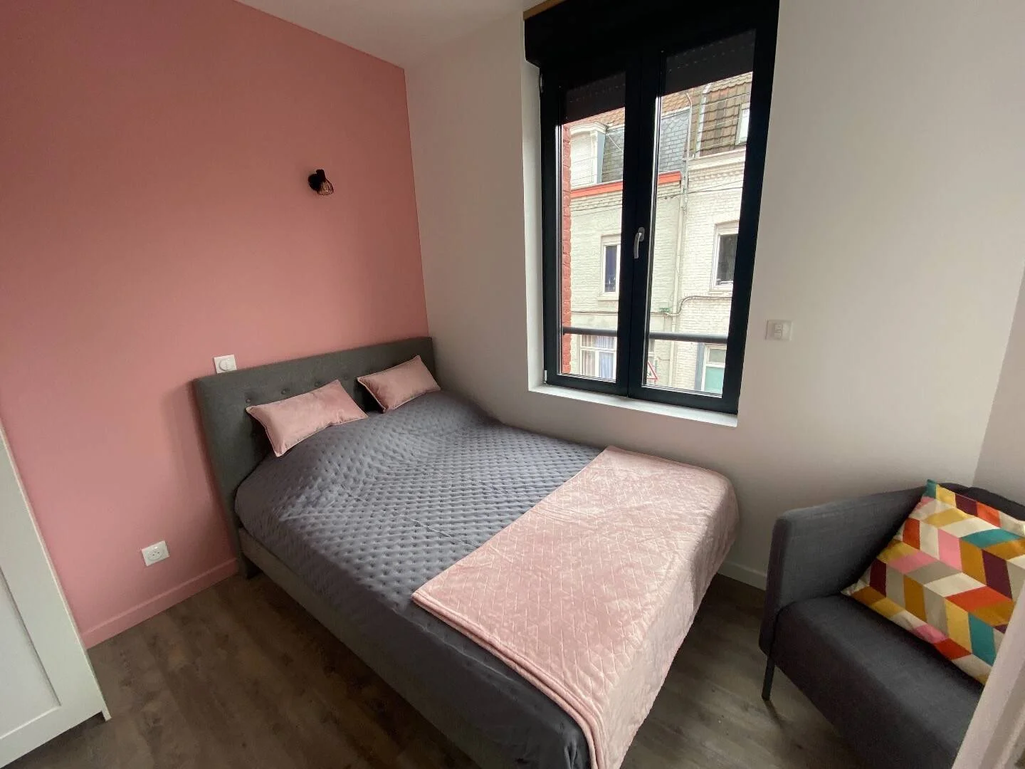 Quarto de estudante funcional perfeito para estudar em 