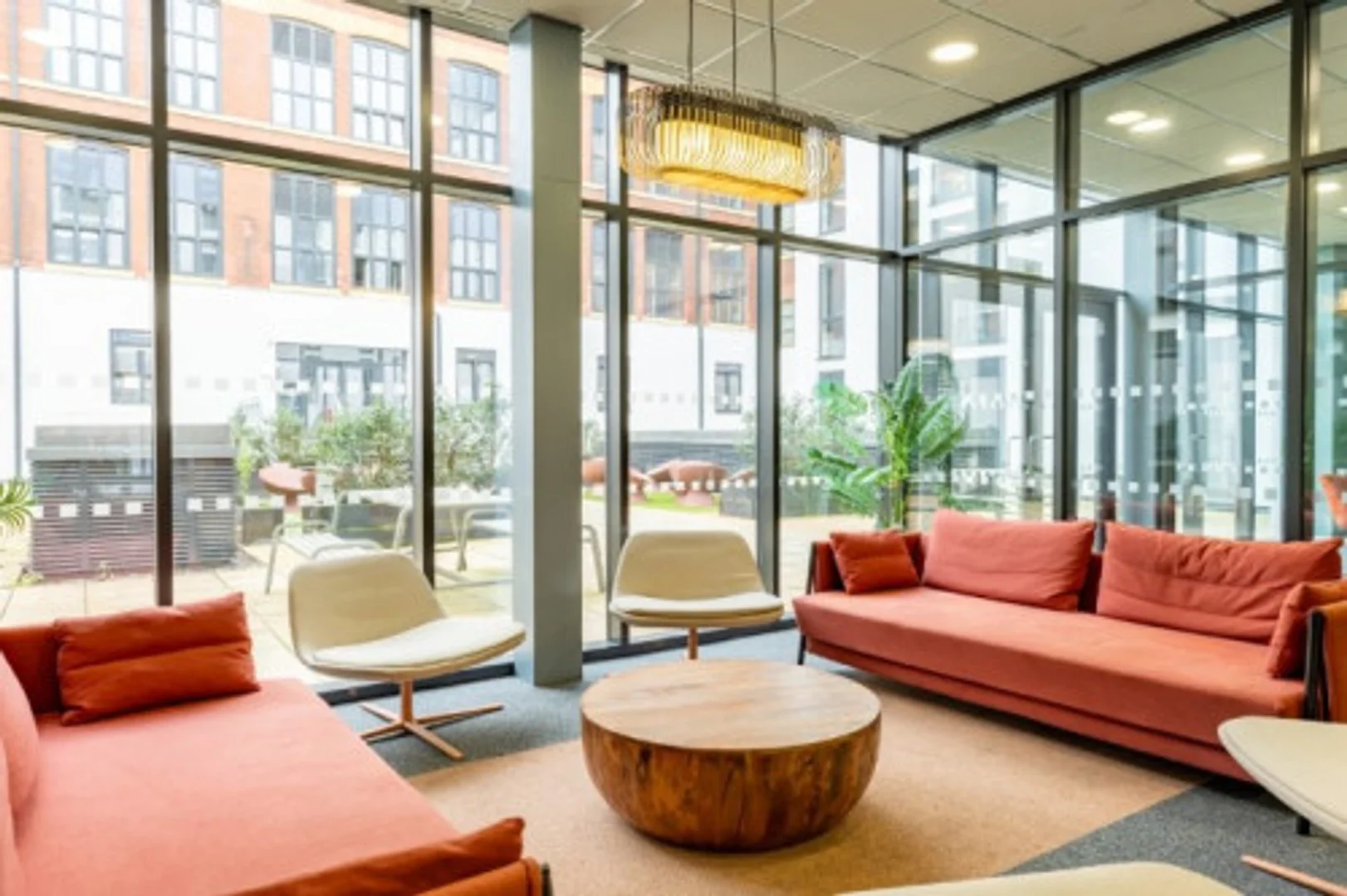 Chambre d'étudiant fonctionnelle parfaite pour étudier dans 