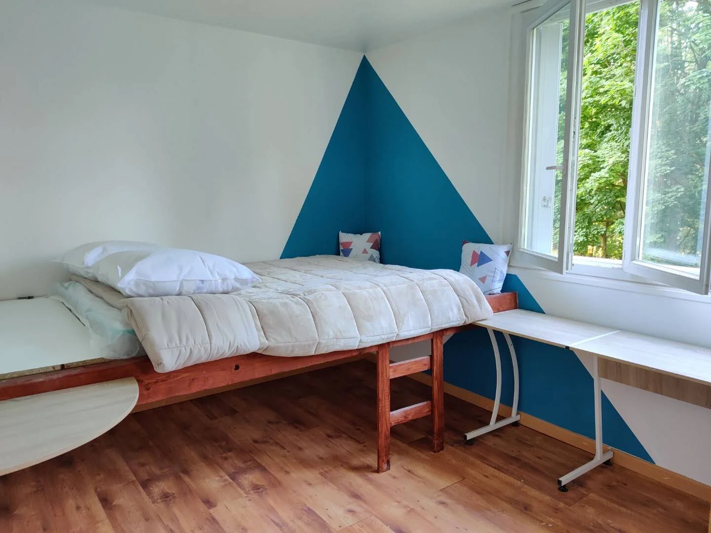 Bezahlbares Zimmer für Studenten mit ausreichender Beleuchtung in 
