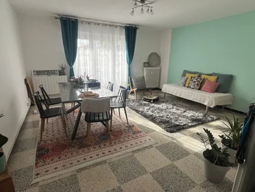 Família em Toulon, 83000, imagem 3 de 5