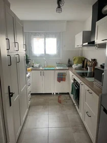 Família em Toulon, 83000, imagem 4 de 5