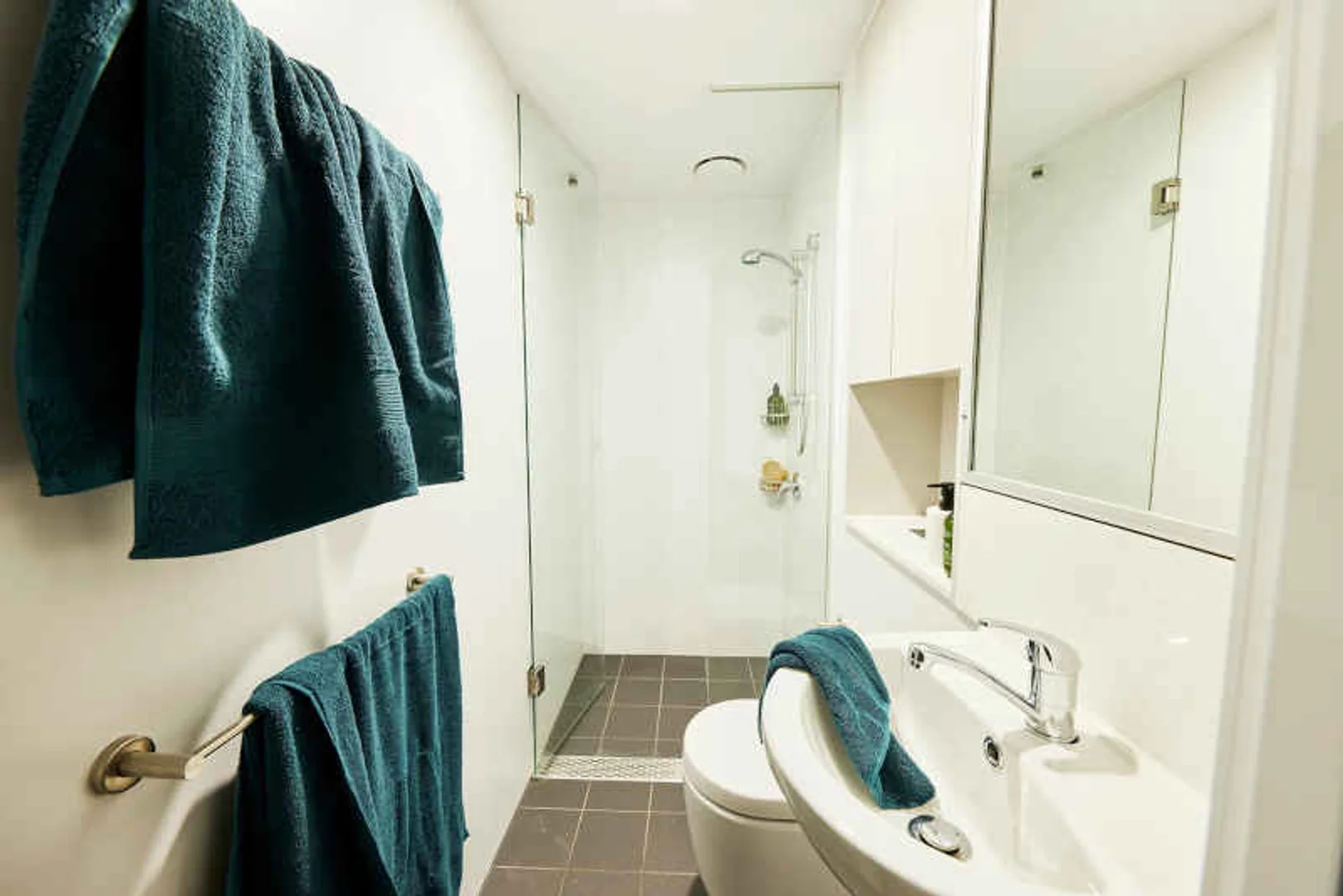 Quarto acolhedor para estudantes disponível em 