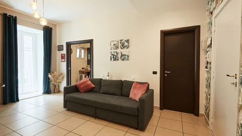 Habitación privada en Via dei Tribunali, 175, imagen 1 de 10
