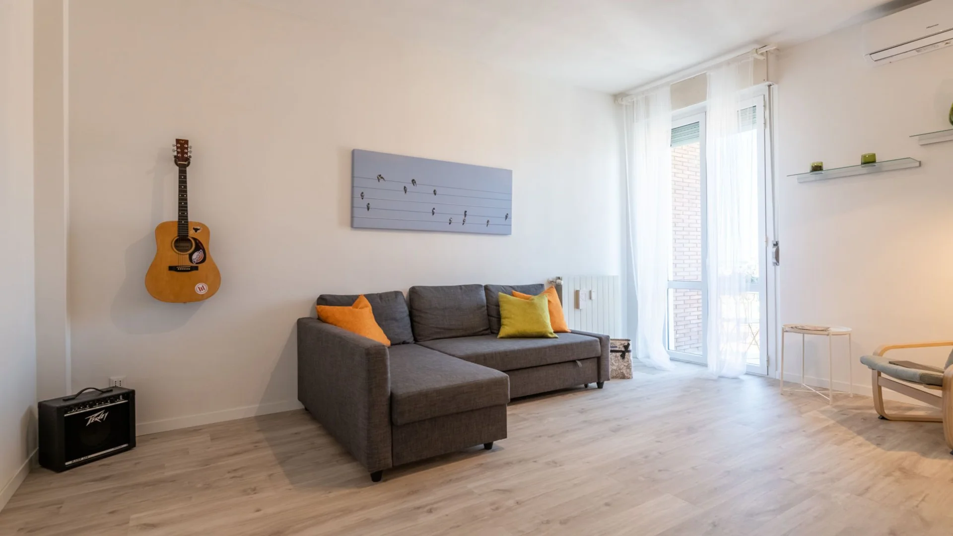 Funktionelles Studentenzimmer perfekt zum Studieren in 