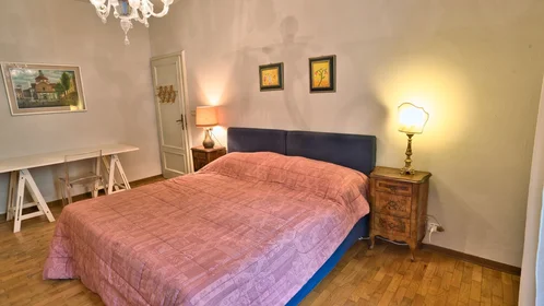 Quarto privado em Corte Portici, imagem 7 de 15