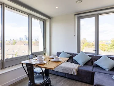Habitación privada en residencia en 78 Rolls Rd, London SE1 5DU, United Kingdom, imagen 2 de 33
