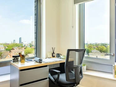 Habitación privada en residencia en 78 Rolls Rd, London SE1 5DU, United Kingdom, imagen 28 de 33