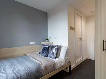 Chambre privée à 123 Huntingdon St, Nottingham NG1 3NG, United Kingdom           , image 1 de 10