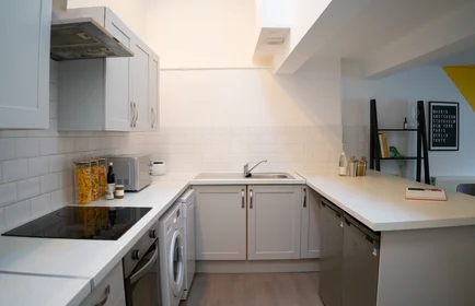 Entire apartment in residence at 64A Monson St, Lincoln LN5 7SB, UK, image 8 of 29