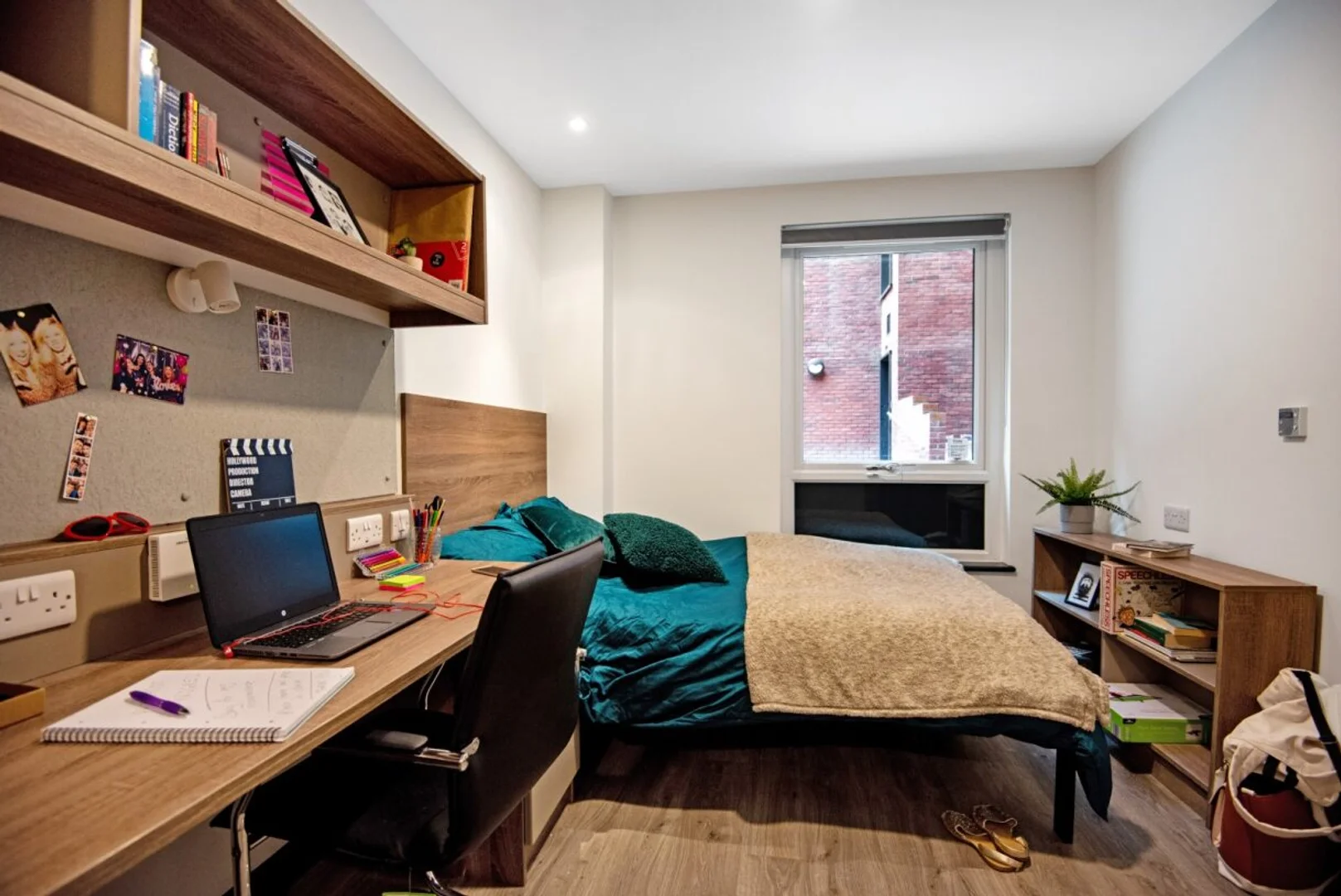 Chambre à louer dans un appartement d'étudiant à , entièrement meublée