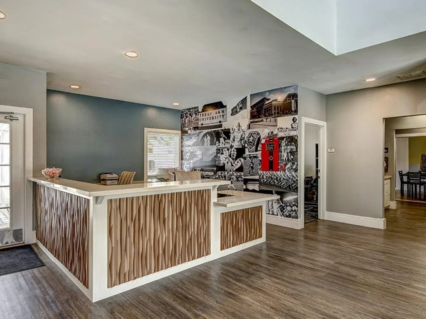 4151 Wellborn Rd, Bryan, TX 77801