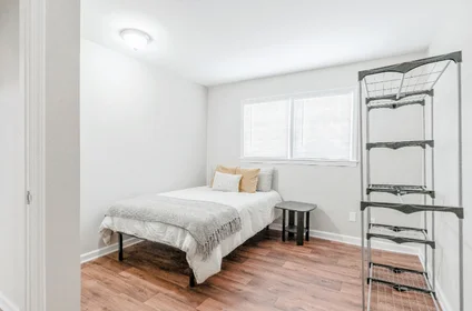 Logement entier à Street, GA, Atlanta, United States, 30318, image 1 de 6