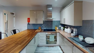Habitación privada en residencia en 1 Terrace Street, Nottingham NG7 6ER, UK, imagen 7 de 17