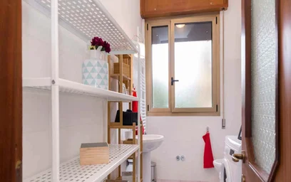 Chambre privée à Viale Giovanni Vicini, 20, 40134 Bologna BO, Italy, image 31 de 32