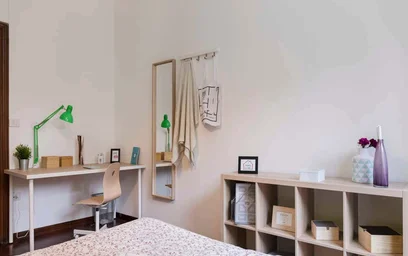Chambre privée à Viale Giovanni Vicini, 20, 40134 Bologna BO, Italy, image 6 de 32