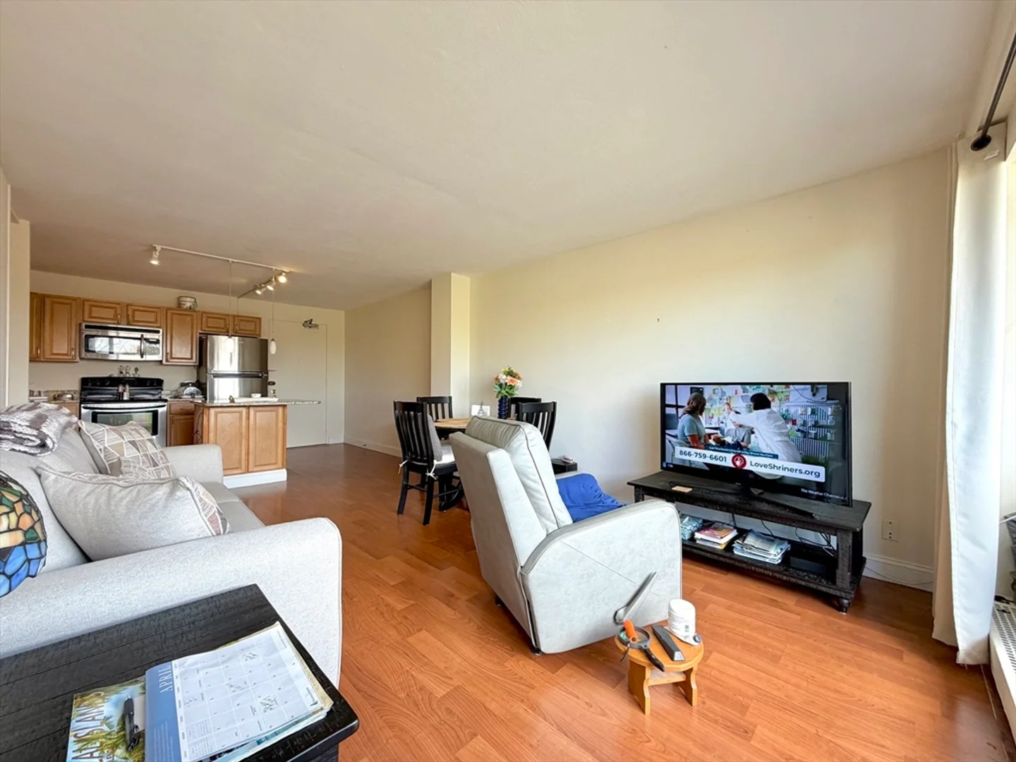29, Concord Ave., Unit 706, Harvard Square, Cambridge, MA, 02138