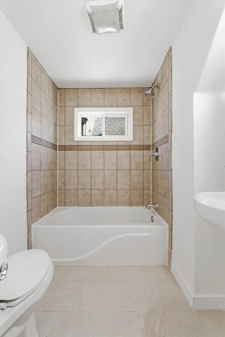 70, Bellevue St., Unit PH, Dorchester, Boston, MA, 02125
