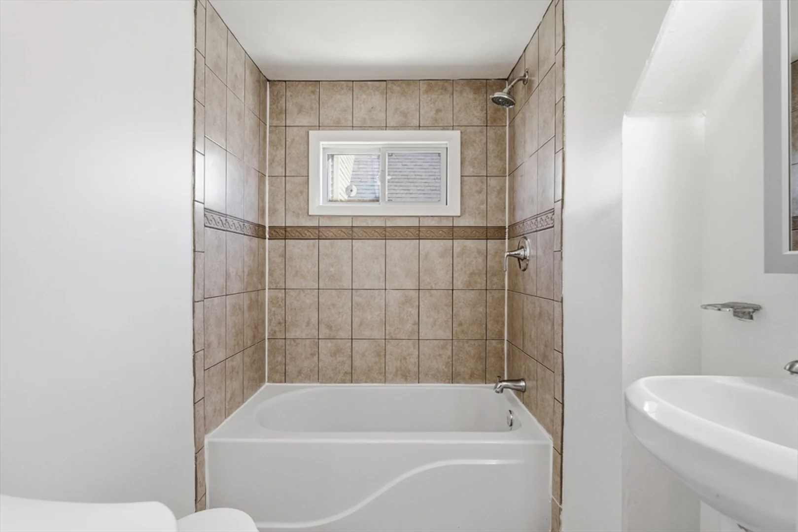 70, Bellevue St., Unit PH, Dorchester, Boston, MA, 02125